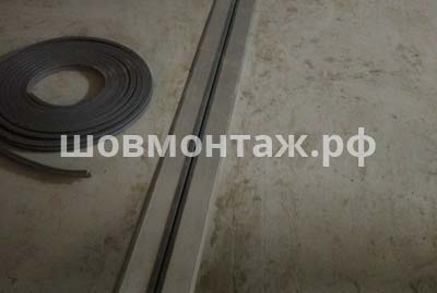 Монтаж деформационного шва на парковке в Зарядье